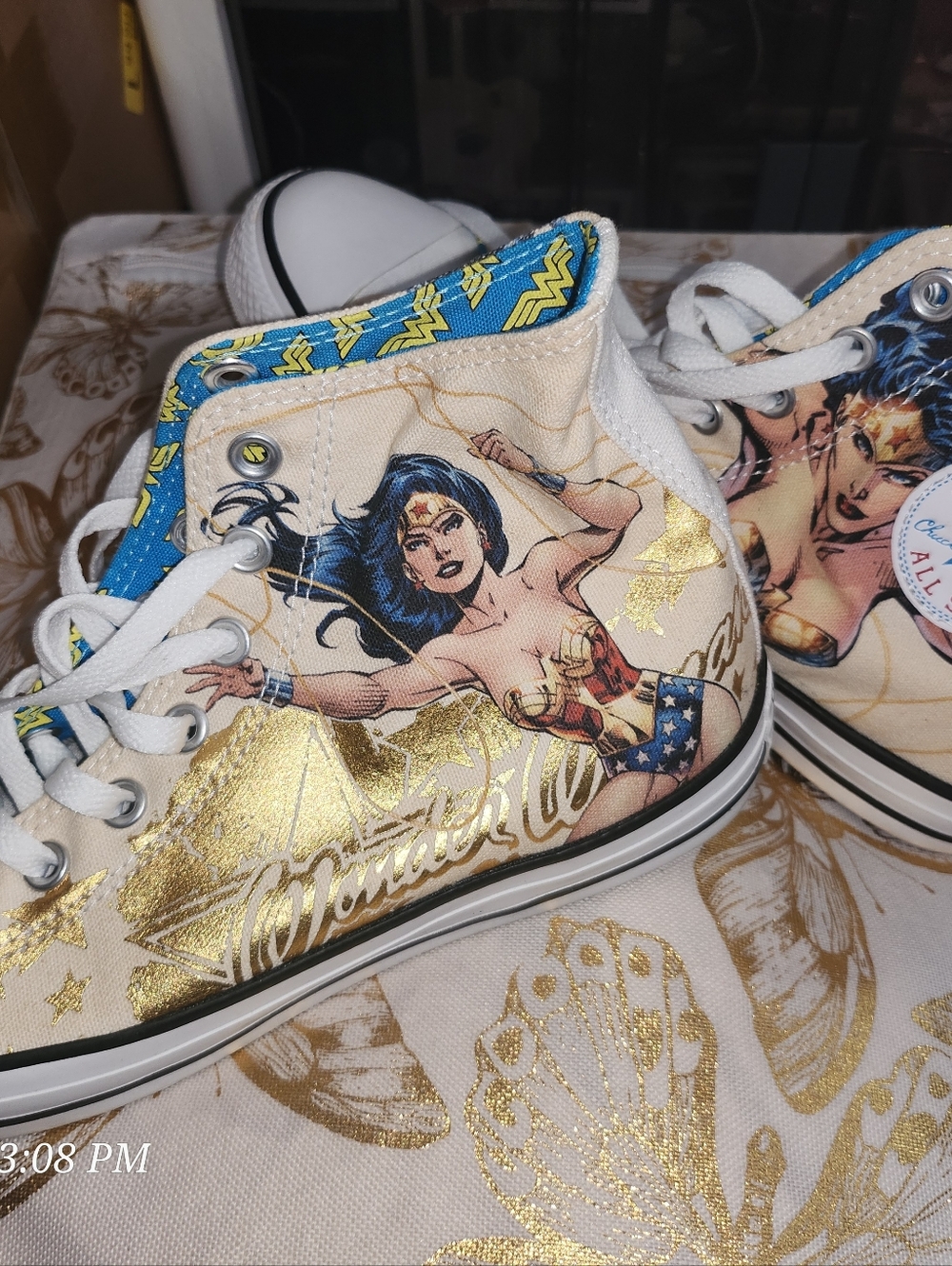 Wonder Woman Canvas High-Top Sneakers - White/Gold